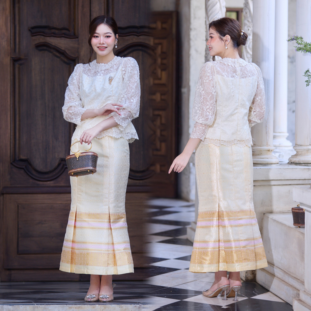 kudapy ชุดเซตผ้าไทย ชุดไทย เสื้อลูกไม้ใยบวบฝรั่งเศษ (สีขาวนวล) ผ้าถุง ผ้าไหมแพรวา ทอลายกาฬสินธุ์
