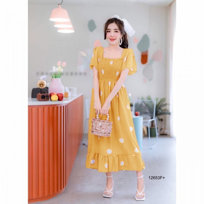 kudapy เดรสยาวสีกรมท่า ดำ ฟ้า เขียว เหลือง แดง คอเหลี่ยมแขนระบาย ผ้าไหมอิตาลี่ลายจุดใหญ่ อกแต่งสม็อค ชายเดรสแต่งระบาย