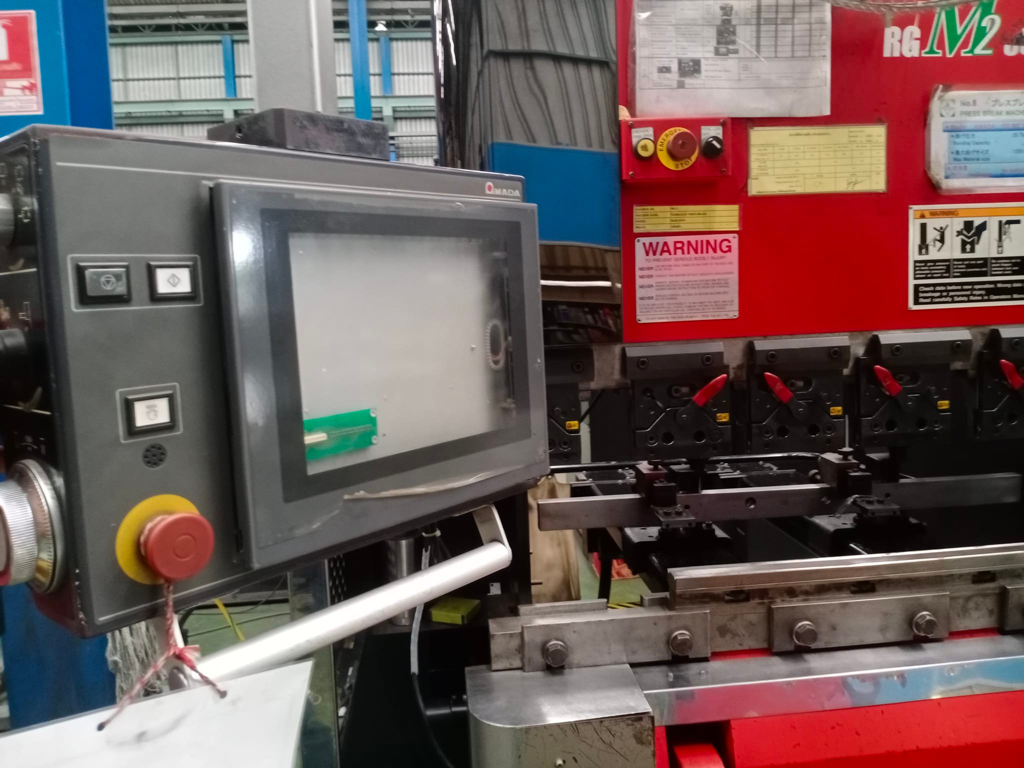 ซ่อมเครื่องพับ AMADA