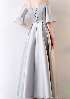 ชุดราตรียาวทรงหรูงานผ้าเงาเนื้อหนา (ปาดไหล่)