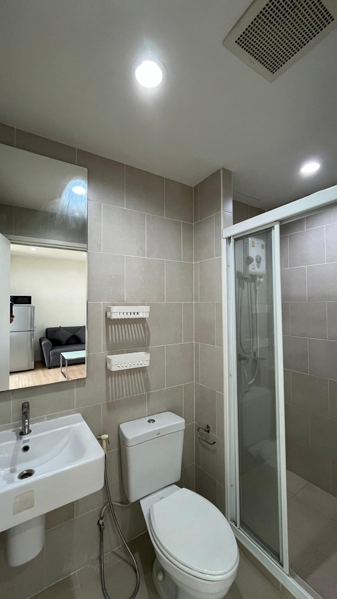 ปล่อยเช่าคอนโด The Base Chaengwattana (เดอะ เบส แจ้งวัฒนะ) - 1ห้องนอน 1ห้องนั่งเล่น 1ห้องน้ำ - ใกล้ MRTเมืองทอง