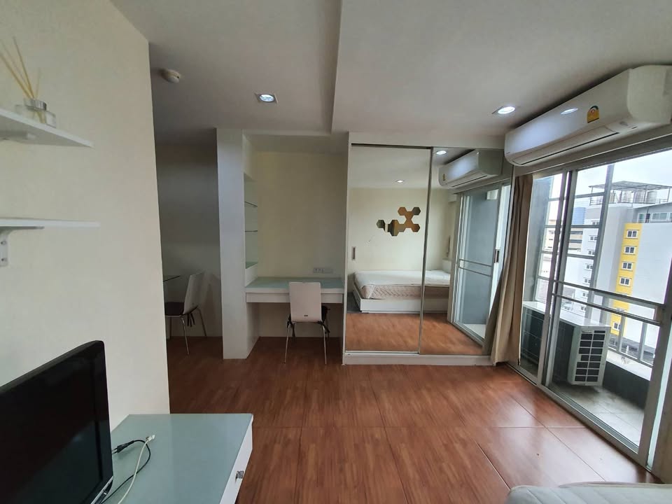 ให้เช่าคอนโด Boutique Ratchada 17 (บูทีค รัชดา 17) - โซนพื้นที่ MRT สุทธิสาร ห้วยขว้าง - ห้องแบบ Studio 1ห้องน้ำ - ขนาดห้อง 31 ตรม. ชั้น 8