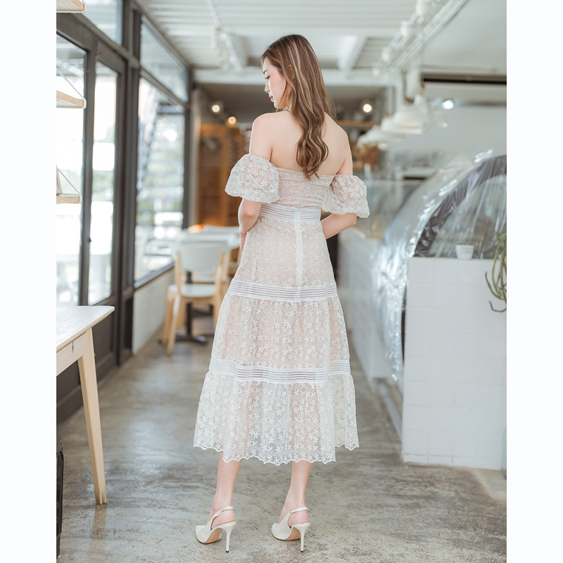 kudapy เดรสยาวเปิดไหล่สีชมพู/สีขาว ลูกไม้ออกงานเปิดไหล่สวยดูดี