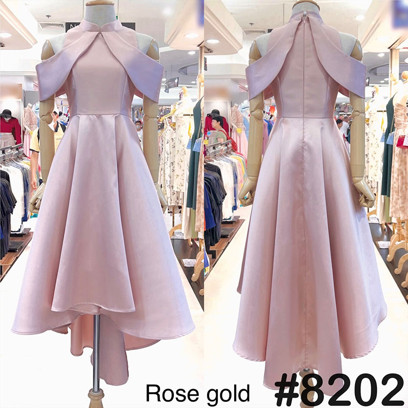 kudapy เดรสหน้าสั้นหลังยาวสีทอง/สีขาว/สีโรสโกล/สีแดง คอจีนสุดชิค ดีเทลป้ายไขว้พรางต้นแขน ซิปหลัง กระดุมหลังคอ กระโปรงทรงหน้าสั้นหลังยาว