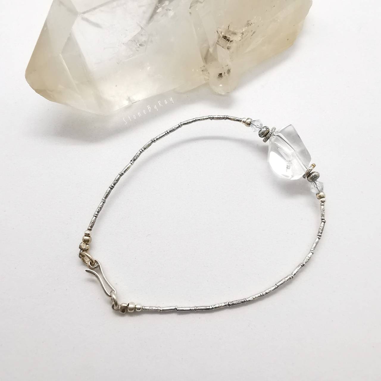 สร้อยข้อมือเงินหินคริสตัลควอตซ์ Crystal Quartz