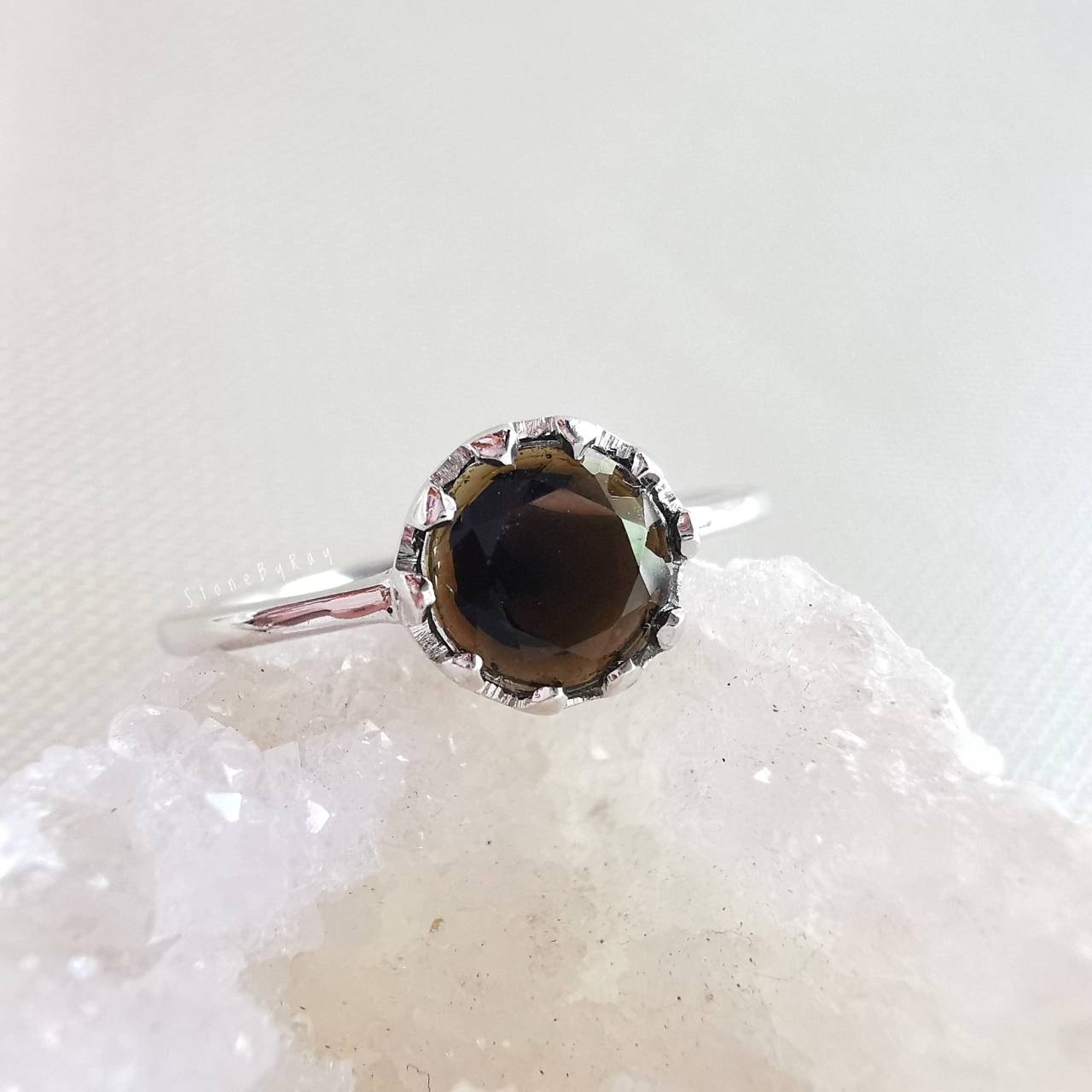 แหวนเงินหินสะเก็ดดาว Tektite