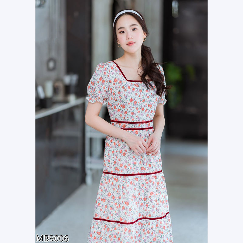 kudapy เดรสยาวสีแดง แขนจั้มกระโปรงยาวแต่งชั้น