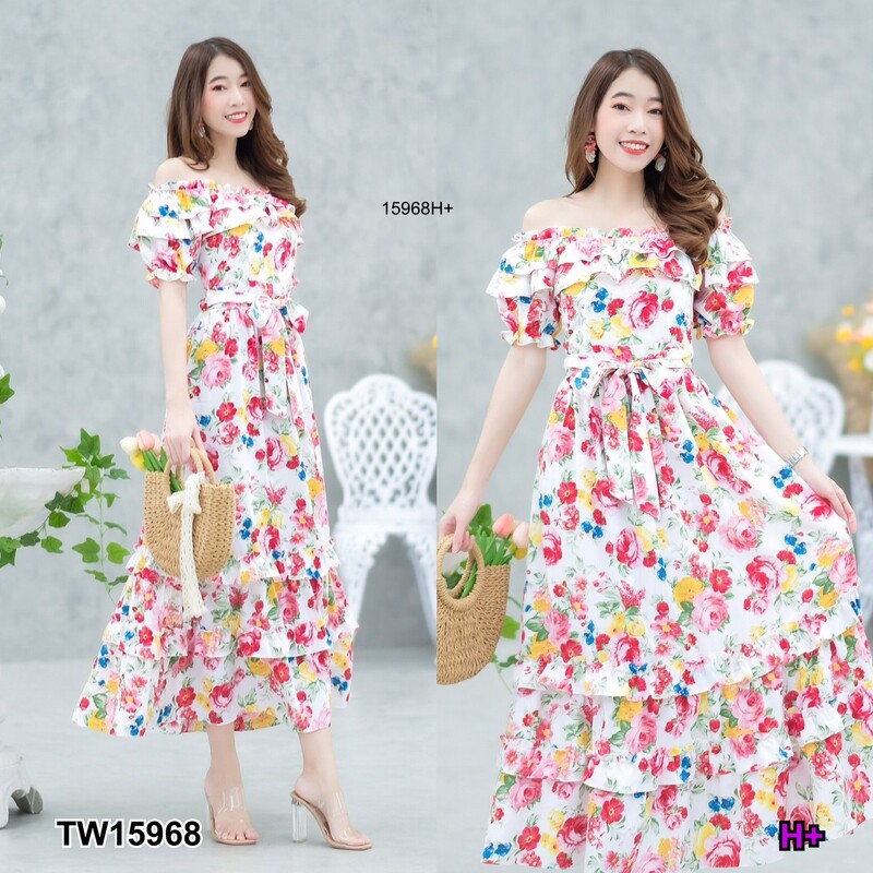 kudapy แม็กซี่เดรสปาดไหล่ระบายลายดอกไม้ผูกเอว