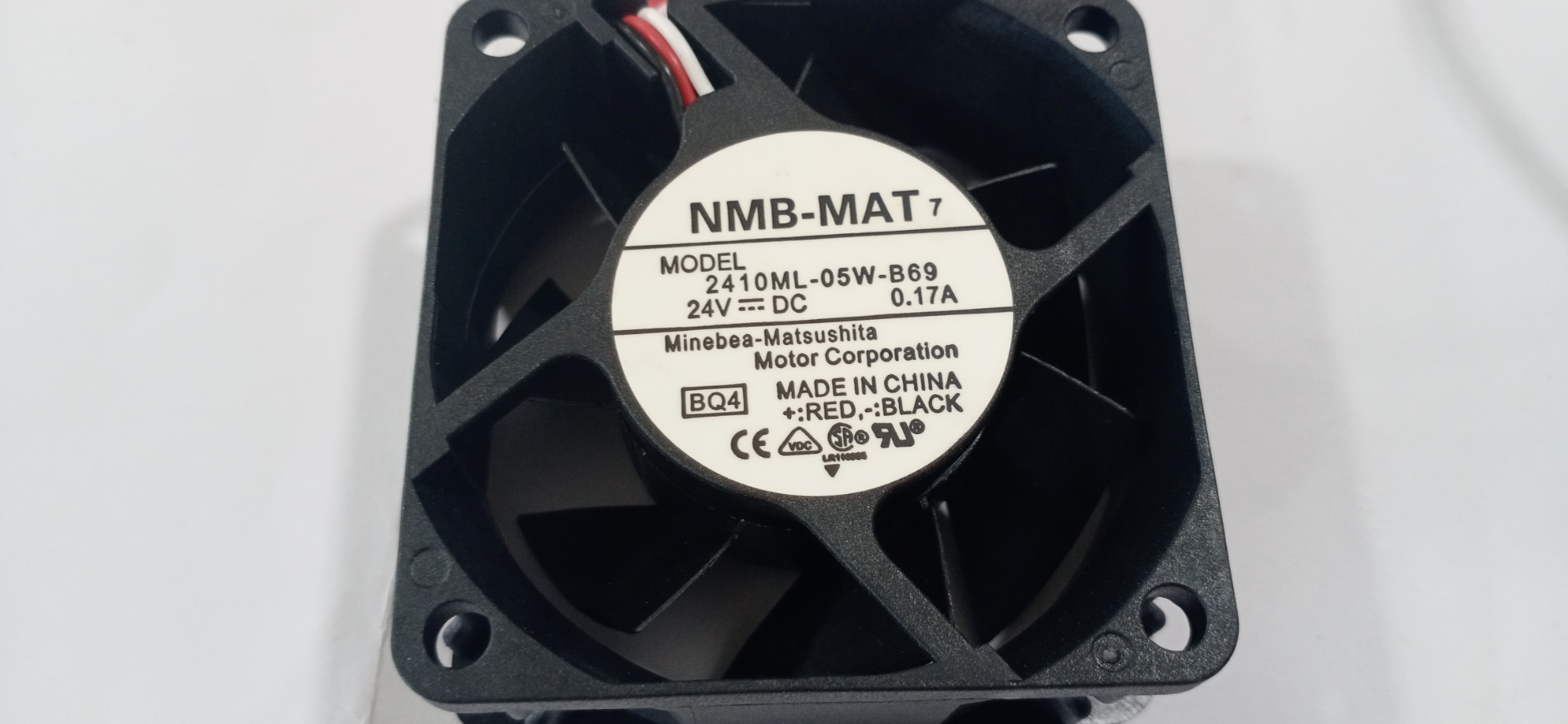 NMB-MAT7 2410ML-05W-B69