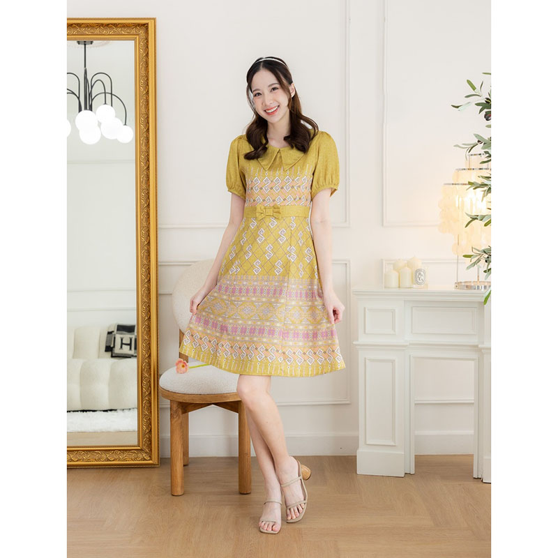 kudapy เดรสสั้นสีขาว/สีเหลือง/สีม่วงอมชมพู/สีแดง ผ้าไทยทรงบานโบว์เอว