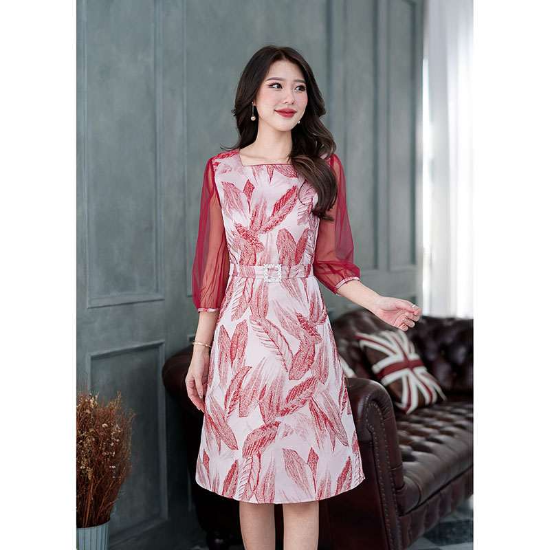 kudapy เดรสผ้า jacquard งานลายผ้าสวยโดดเด่นลายขนนกไล่สีงาน ผ้าสวยมีแท็กเจอร์ ตัวเดรสกระโปรงทรงเอ