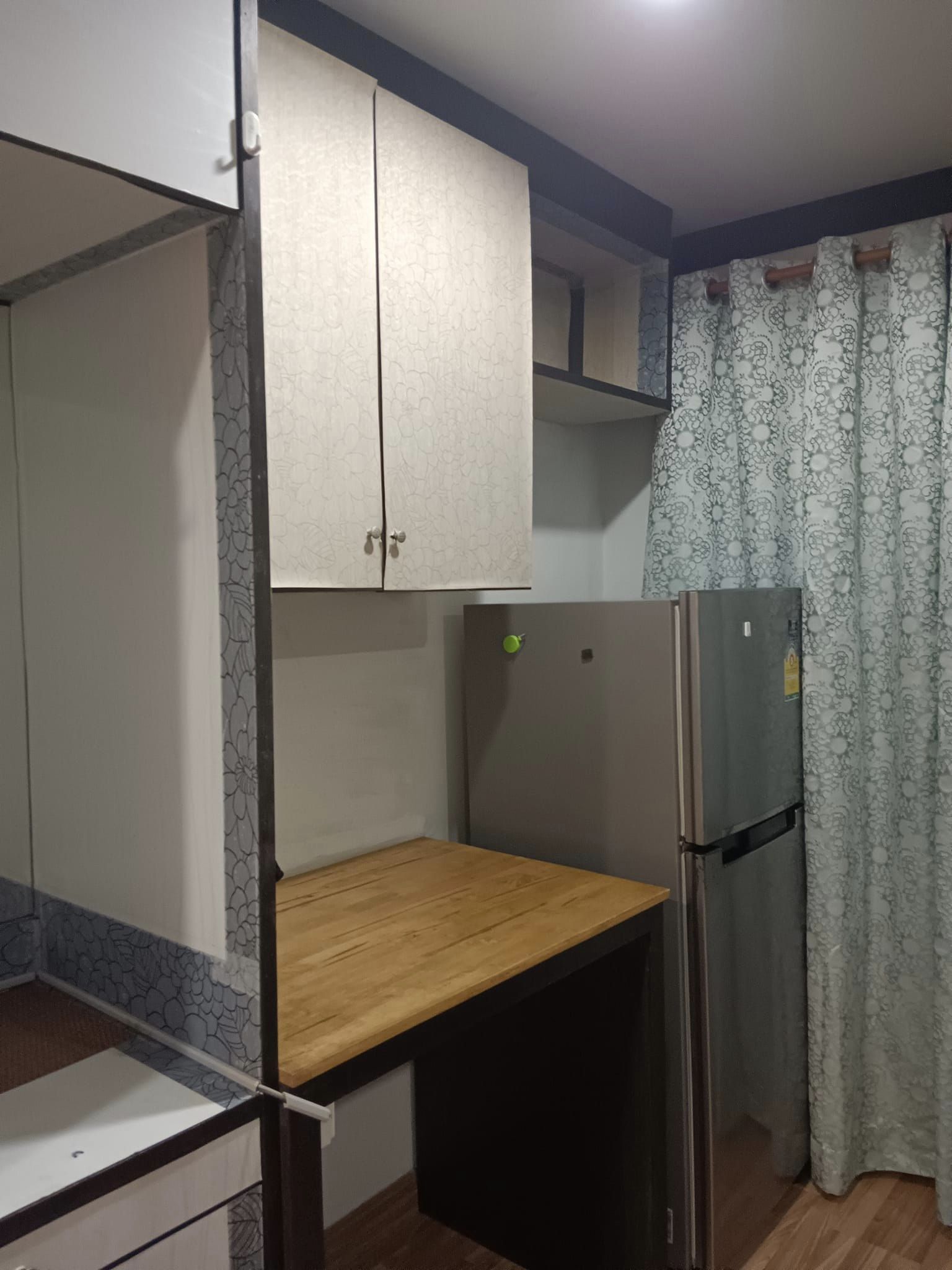 ให้เช่าคอนโด Regent Home 15 Changwattana (รีเจ้นท์ โฮม 15 แจ้งวัฒนะ) - ตกแต่งเฟอร์ครบวิวสระมีเครื่องซักผ้า - การเดินทาง: BTS วัดพระศรี