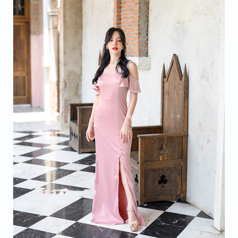 kudapy เดรสยาวPink Champagne/Pink Gold ทรงสวย ใส่ออกงานสวยหรูดูแพง ช่วงบนทำเป็นอก Curve คล้ายเกาะอก แต่จริงๆแล้วแต่งด้วยผ้าซีทรูใส่ง่ายไม่ต้องกลัวโป๊กลัวหลุด