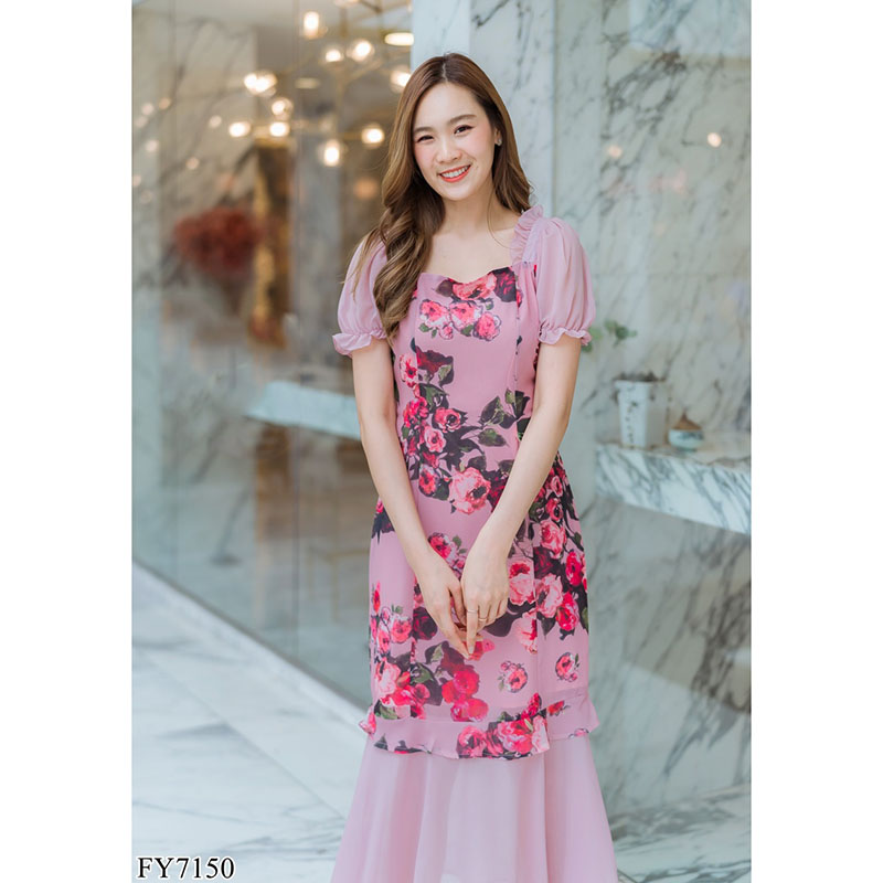 kudapy เดรสยาวสีชมพู/สีดำ แขนจั๊มลายกุหลาบชีฟอง ใส่ออกงานใส่เที่ยว เนื้อผ้าเบาสวยดูดีมากๆ