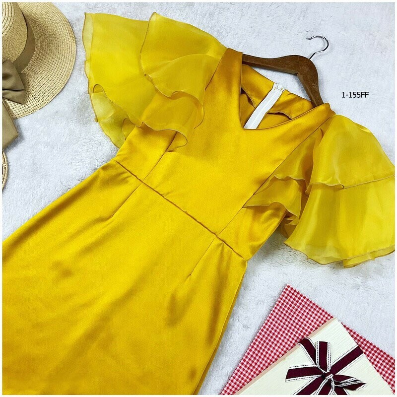 kudapy เดรสสีพื้นผ้าซาร่า แขนผาแก้วระบาย 2 ชั้น มีซิหลัง ดีเทลสวย ใส่ได้หลายโอกาส ใส่สบาย