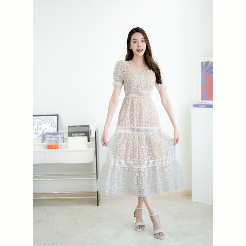 kudapy เดรสยาว สีฟ้า สีครีม สีชมพู เเดรสยาวคลุมเข่าลูกไม้ออกงานแขนตุ๊กตา สวยดูดีน่ารักมากๆ