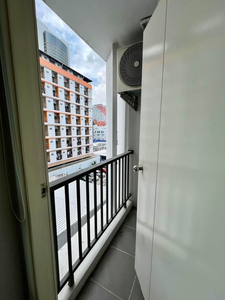 ให้เช่าคอนโด Proud III Chaengwattana (พราว 3 แจ้งวัฒนะ) - ตกแต่งเฟอร์ครบห้องมุมสวยน่าอยู่ทำครัวได้ - การเดินทาง: BTS สายสีชมพู ตรงข้ามเซ็นทรัลแจ้งวัฒนะ