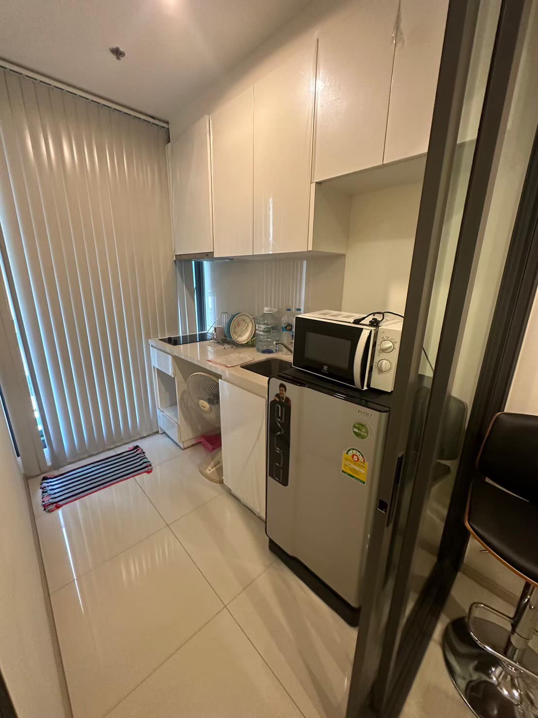 ปล่อยเช่าคอนโด Rhythm Sukhumvit 42 (ริทึ่ม สุขุมวิท 42) - โซนพื้นที่ BTS เอกมัย - 1ห้องนอน 1ห้องน้ำ 1ห้องนั่งเล่น - ขนาดห้อง 28 ตรม. ชั้น 7