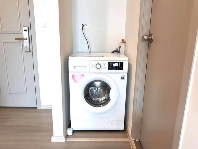 คอนโด เดอะ พาร์คแลนด์ จรัญ-ปิ่นเกล้า ให้เช่า ชั้น14 วิวสระว่ายน้ำ