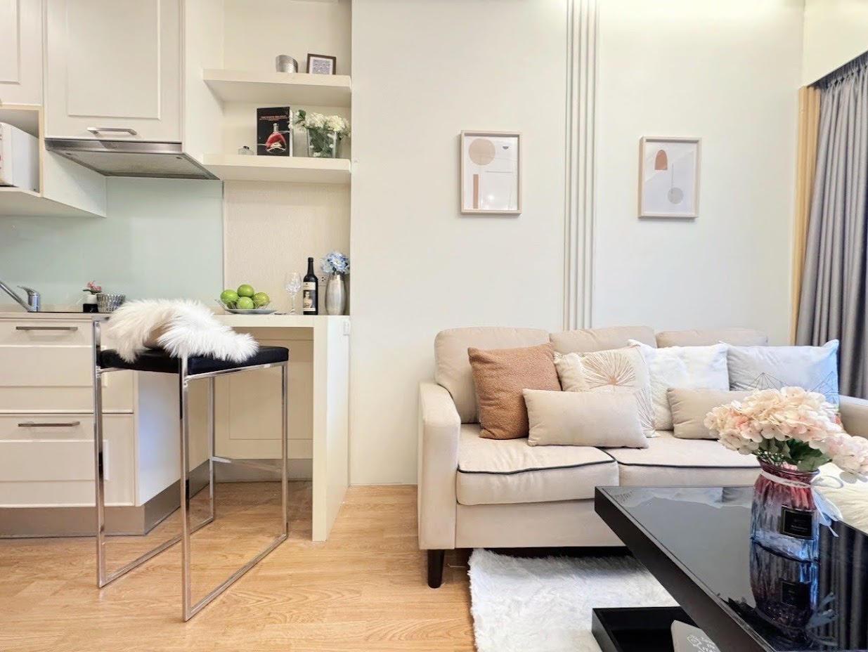 ปล่อยเช่าคอนโด Q House Sukhumvit 79 (คิวเฮาส์ สุขุมวิท 79) - 1ห้องนอน 1ห้องน้ำ 1ห้องนั่งเล่น - ใกล้ BTS อ่อนนุช - ขนาดห้อง 30 ตรม. ชั้น 7 วิวสระ