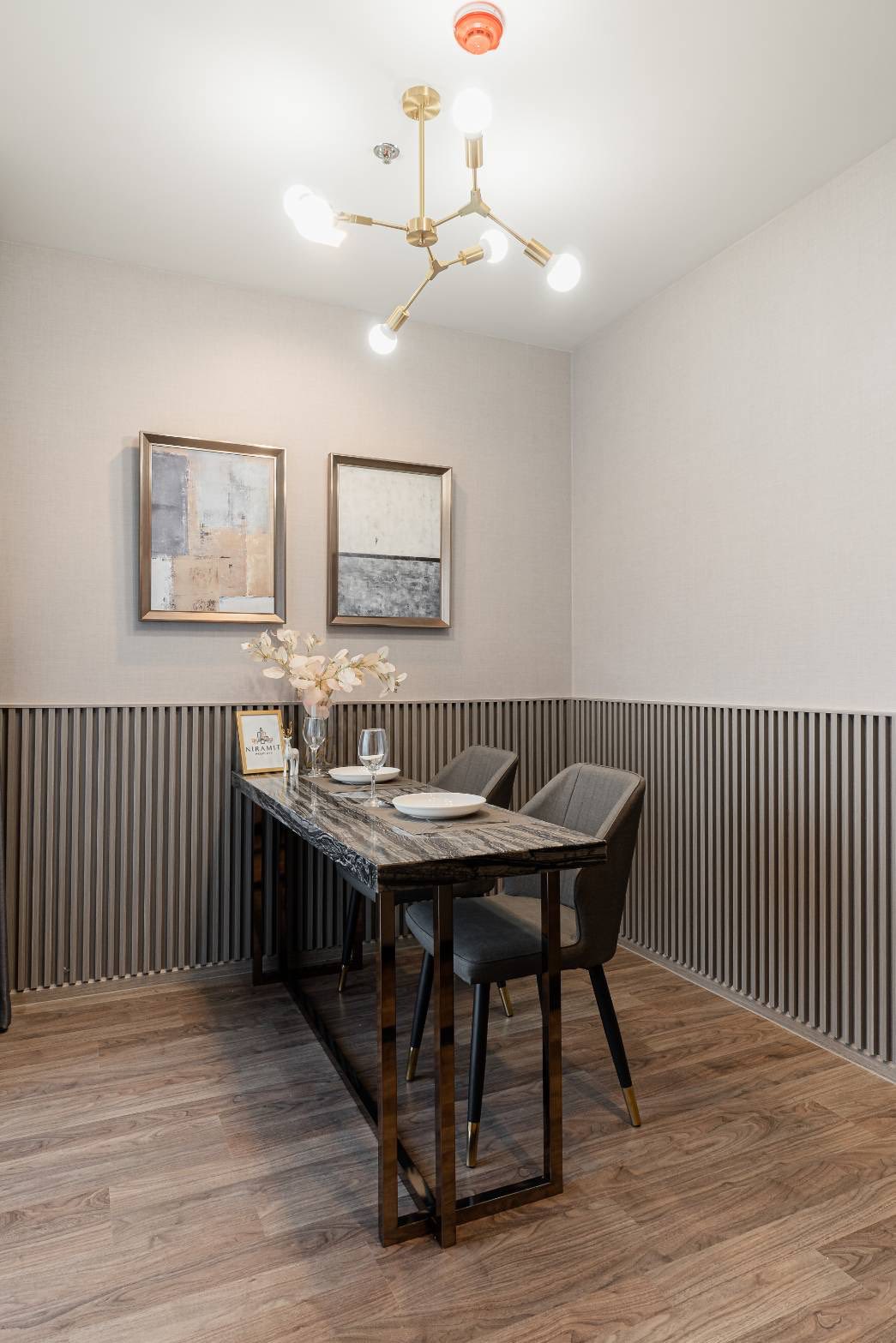 ให้เช่า (ไลฟ์ ลาดพร้าว แวลลีย์) High Rise โซนพื้นที่ BTS ห้าแยกลาดพร้าว ห้องแบบ 1ห้องนอน 1ห้องอเนกประสงค์ 1ห้องน้ำ