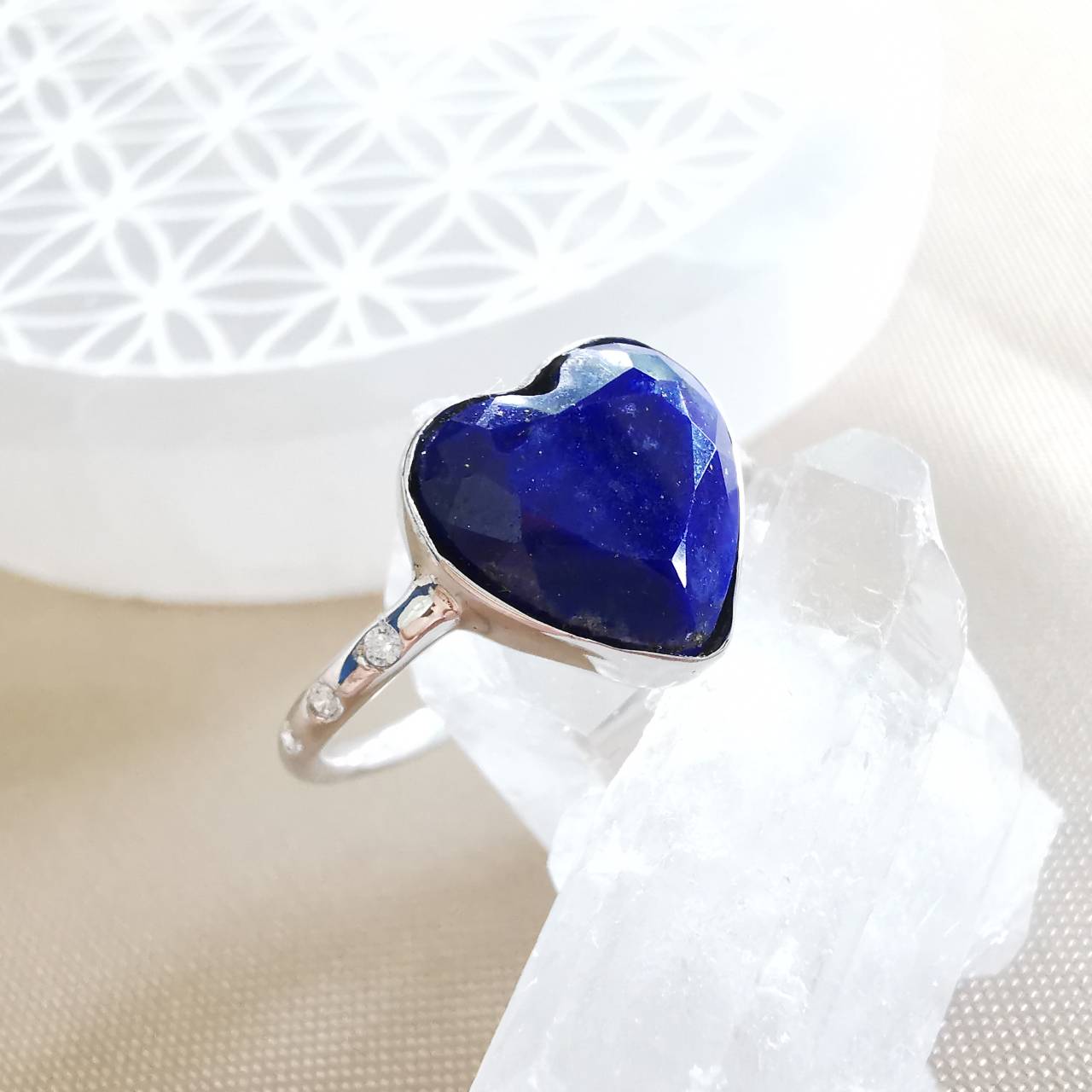 แหวนเงินหินลาพิสลาซูลีทรงหัวใจ Lapis Lazuli