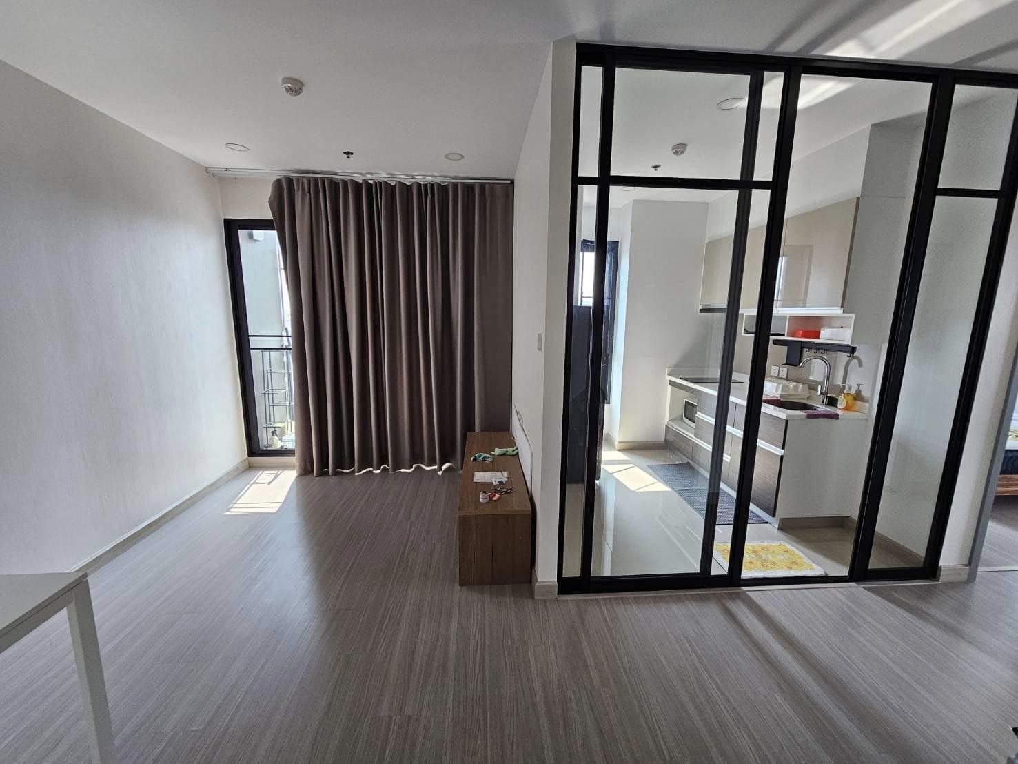 ให้เช่าคอนโด Supalai Lite Thaphra - Wongwian Yai (ศุภาลัย ไลท์ ท่าพระ – วงเวียนใหญ่) - ห้อง 1 Bed Plus ห้องใหญ่ครัวแยก ใกล้แยกท่าพระ - การเดินทาง: ใกล้ MRT ท่าพระ Interchange เพียง 570 เมตร