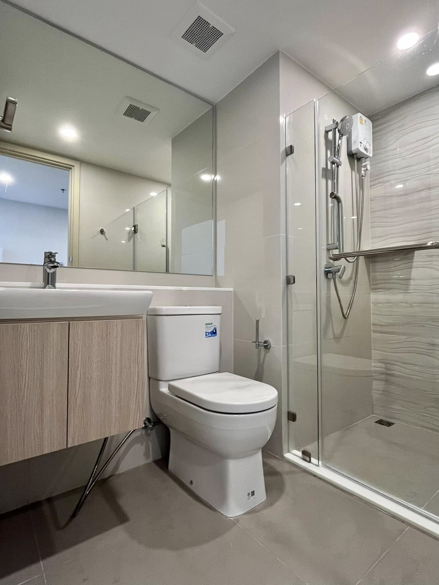 ให้เช่าคอนโด Life Rama 4-Asoke (ไลฟ์ พระราม 4 – อโศก) - โซนพื้นที่ MRT ศูนย์สิริกิติ์ - ห้องแบบ Duplex2ชั้น 1ห้องนอน 1ห้องน้ำ - ขนาดห้อง 40 ตรม. ชั้น 34