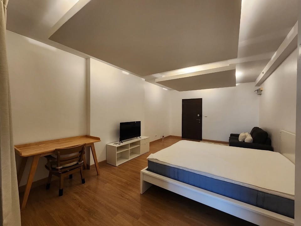 คอนโด Supalai Park Ekkamai-Thonglor (ศุภาลัยปาร์ค เอกมัย-ทองหล่อ) High Rise โซนพื้นที่ สุขุมวิท63 ถนนเพชรบุรี ให้เช่าห้องแบบ Studio 1ห้องน้ำ 1ครัวปิด ขนาดห้อง 34 ตรม. ชั้น 9