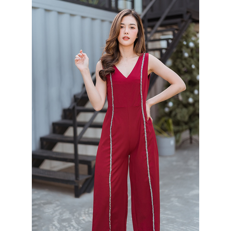 kudapy จั้มสุทสีแดงขายาว แขนกุดปักเลื่อมสวยดูดี