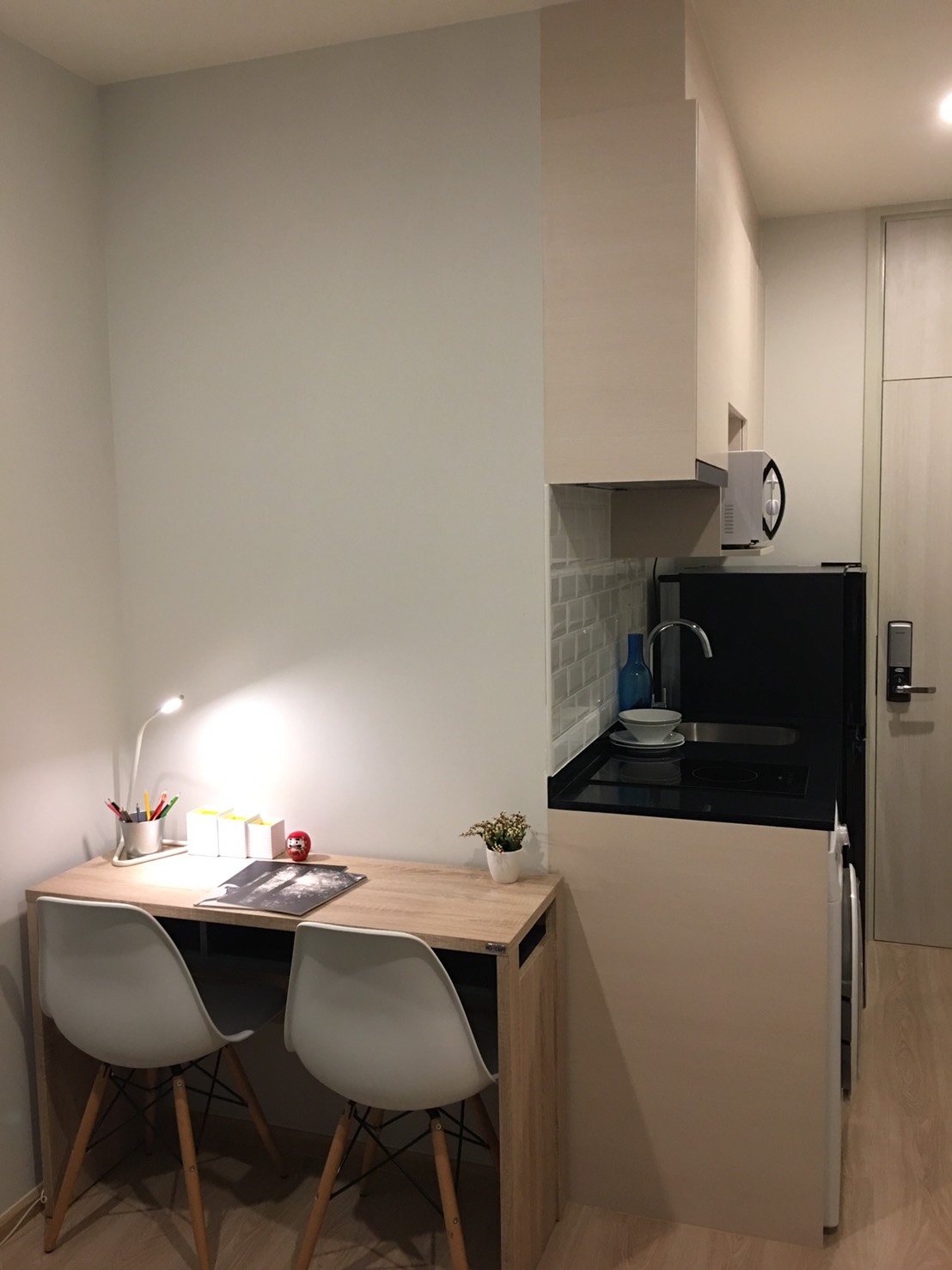 ให้เช่าคอนโด Noble Revolve Ratchada 1 (โนเบิล รีวอลฟ์ รัชดา 1) ใกล้รถไฟฟ้าใต้ดินศูนย์วัฒนธรรมพร้อมอยู่