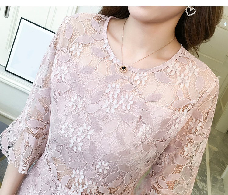 kudapy เดรสลูกไม้แขนกระดิ่งสีชมพู แต่งระบายชาย ซีทรูเอว ใส่เข้ารูปอวดหุ่นแซ่บบ งานลูกไม้ลายสวยซิบด้านหลังน้าา