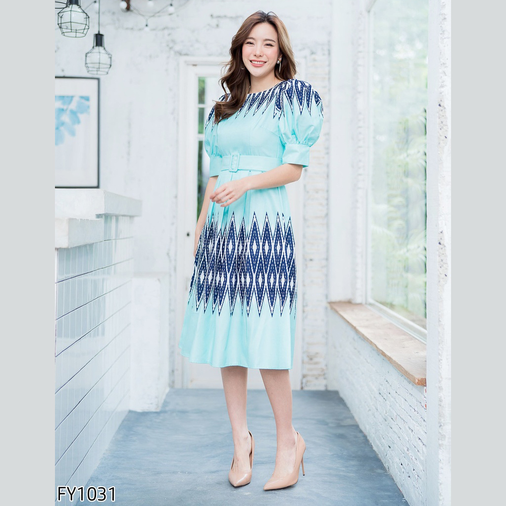kudapy เดรสผ้าไทยยาวคลุมเข่าสีเขียวมิ้นท์/สีม่วง/สีชมพู เดรสคอกลมแขนตุ๊กตาเข็มขัดรัดเอวลายไทย