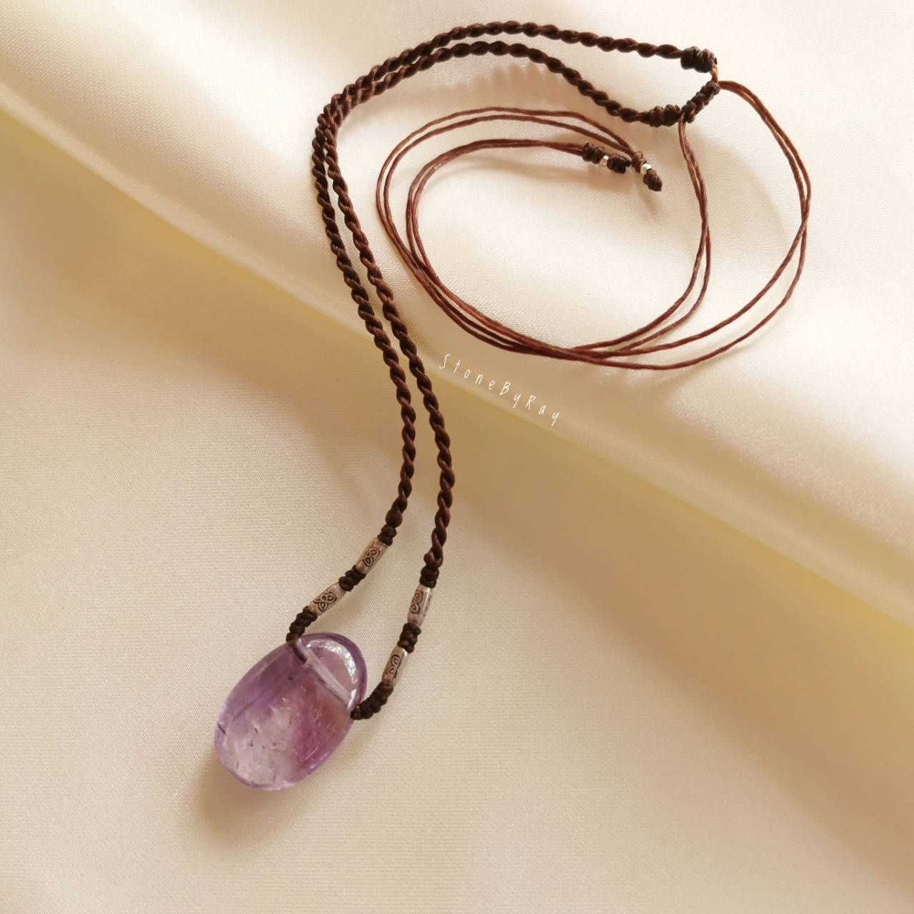 สร้อยคอเชือกถักจี้หินอเมทิสต์ Amethyst