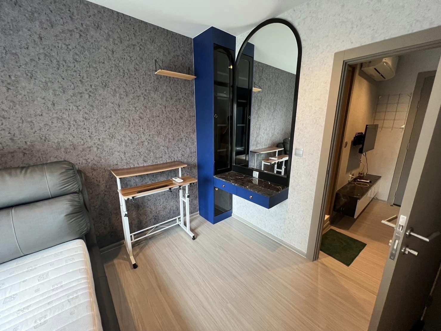 ปล่อยเช่าคอนโด Life Asoke - Rama 9 (ไลฟ์ อโศก - พระราม 9) - โซนพื้นที่ MRT พระราม 9 - 1ห้องนอน 1ห้องน้ำ 1ห้องนั่งเล่น 1ห้องครัว - ขนาดห้อง 32 ตรม. ชั้น 18 ตึก B