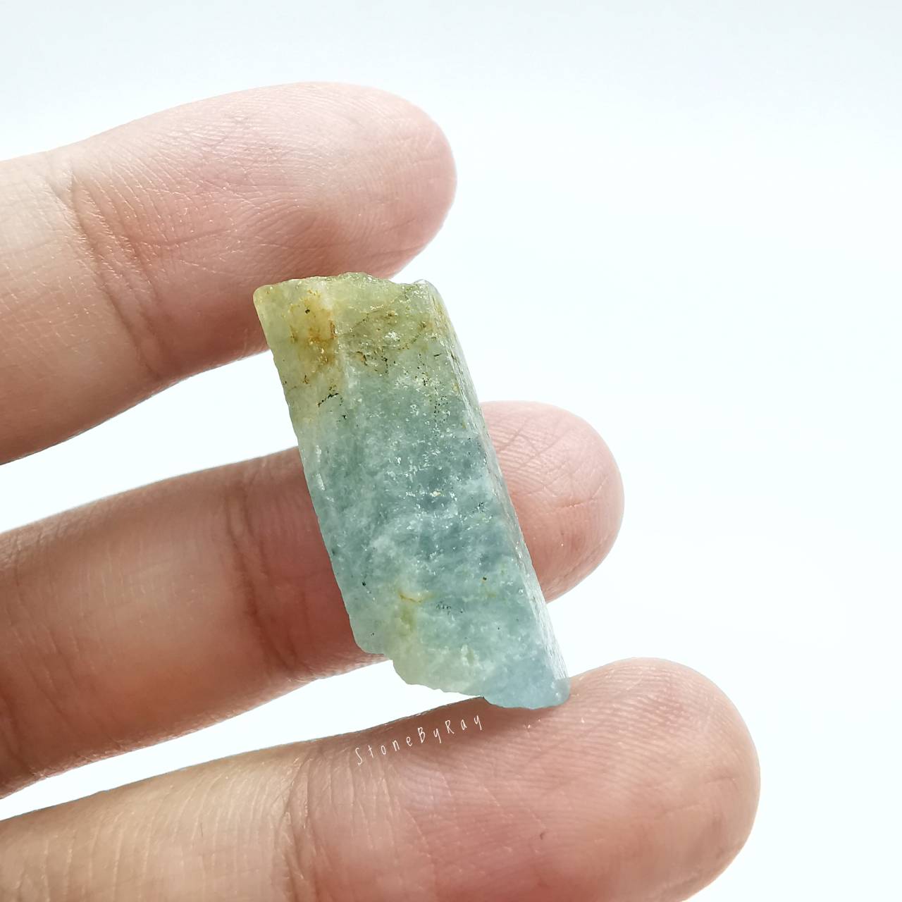 หินอความารีนก้อนธรรมชาติ Aquamarine