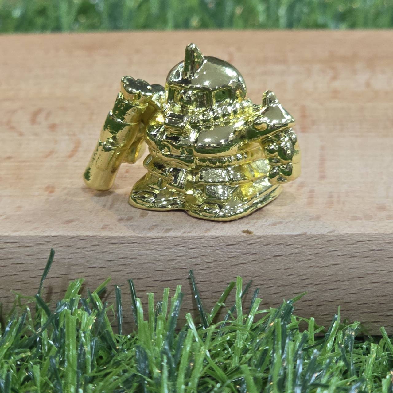 Gashapon Bandai '2111256805 04ทอง Ms-06s char's zaku II Gold Mobile Suit Gundam Diecast Gashapon Warriors Series