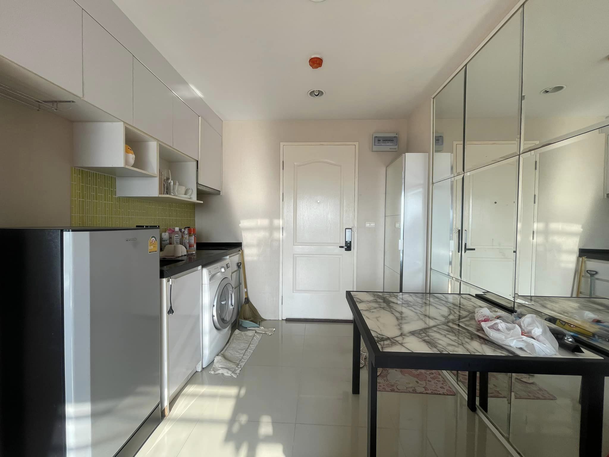 สนใจชมห้องติดต่อได้เลย Line ID: Smile-easy ปล่อยเช่าคอนโด Bangkok Horizon Ratchada - Thapra (แบงค์คอก ฮอไรซอน รัชดา - ท่าพระ) - 1ห้องนอน 1ห้องน้ำ 1ห้องนั่งเล่น - ใกล้ BTS ตลาดพลู - ขนาดห้อง 27 ตรม. ชั้น 23 ตึก A