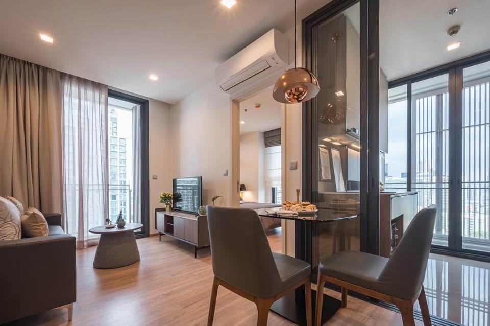 ชื่อโครงการ THE LINE Phahon - Pradipat (เดอะ ไลน์ พหล - ประดิพัทธ์) ให้เช่า 2นอน 1น้ำ ขนาด 52 ตรม ชั้น 19 ราคา 35,000