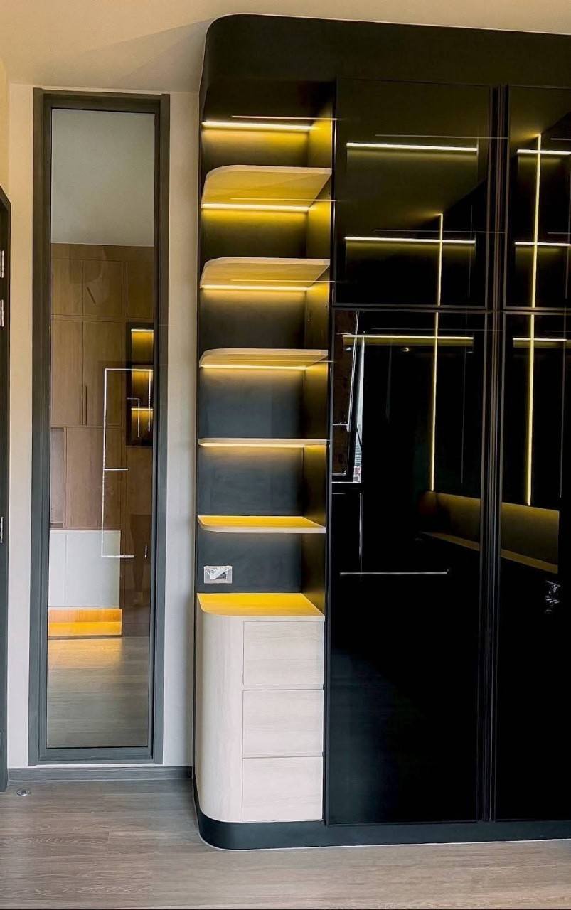 ให้เช่าคอนโด RHYTHM Charoenkrung Pavillion (ริทึ่ม เจริญกรุง พาวิลเลี่ยน) - โซนพื้นที่ BTS สะพานตากสิน - ห้องแบบ 1ห้องนอน 1ห้องน้ำ 1ครัว