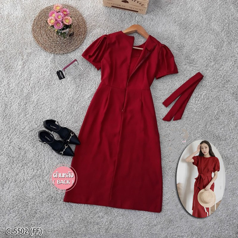 kudapy เดรสยาวสีเหลือง/สีแดง/สีกรม/สีชมพู คอกลมแขนพองๆ พร้อมสายผูกโบว์ที่เอว เข้ารูปได้ตามเชฟเลย ตีเกล็ดหน้า-หลัง มีซิปซ่อนหลังยาว