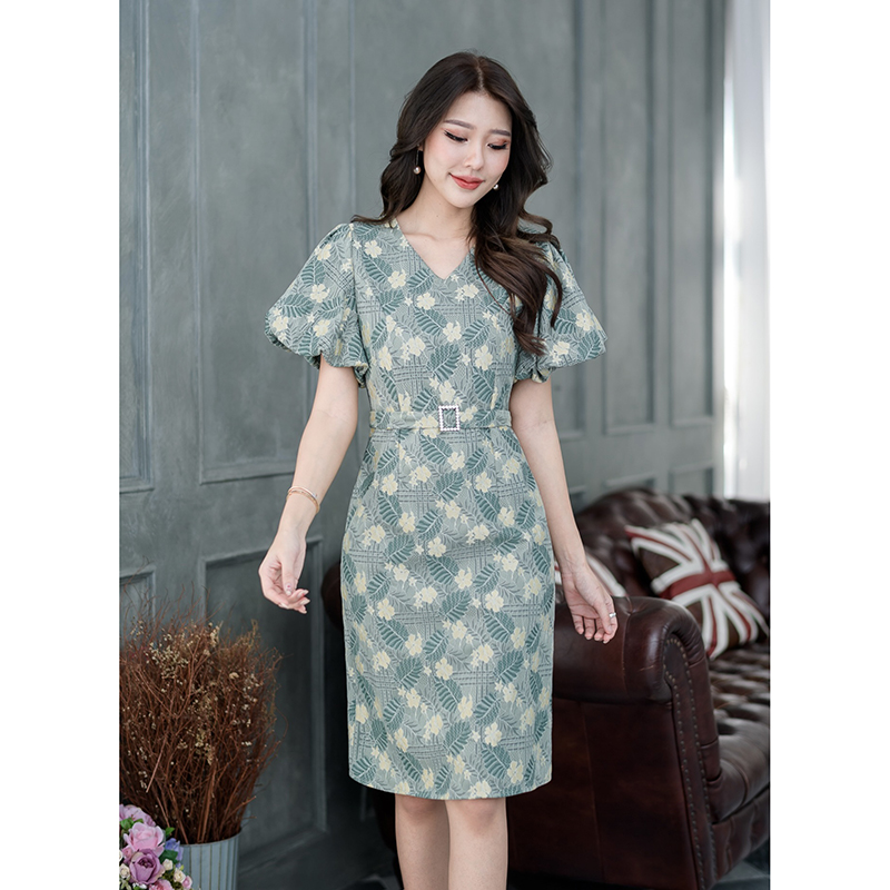 kudapy เดรสสั้นสีเขียว/สีม่วง ลูกไม้แขนสั้นบอลลูนเข็มขัดเพชร ผ้าลูกไม้ลายสวยอัดกาว เป็นแขนบอลลูนพองปลายจั้มด้านใน