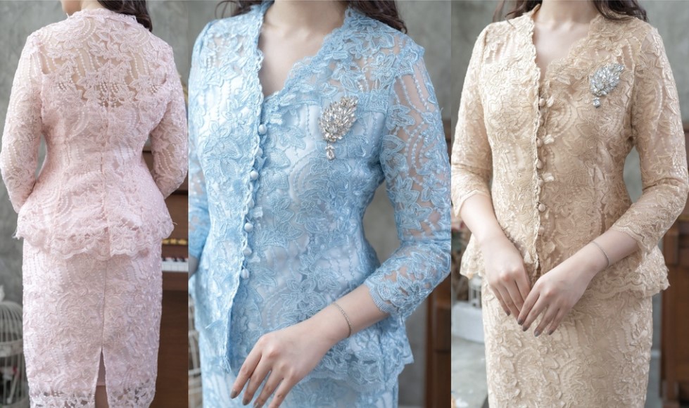 kudapy SET 2 ชิ้น เสื้อลูกไม้+กระดปรงสั้นสีฟ้า สีทอง สีชมพู แขนยาวแขนมีซับผ้ามุ้ง คอวี มีซับในในตัว