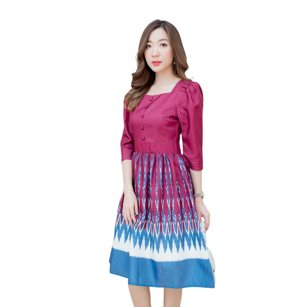 kudapy เดรสสั้นผ้าไทยแขนสามส่วนสีชมพู/สีแดง เดรสคอเหลี่ยมกระดุมหน้าไหล่ยกแขนตุ้กตา ซิบหลัง