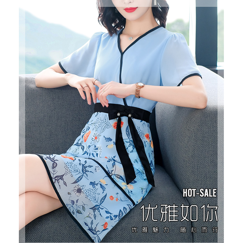 kudapy ชุดเดรสสั้นสีฟ้า แต่งผ้าลูกไม้ลายสวยดูดีผ้านุ้มใส่สบายตัว