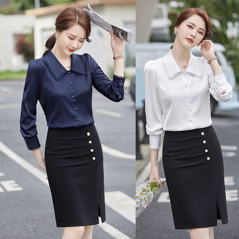 kudapy เสื้อเชิ้ตทำงานผู้หญิงสีขาว/สีกรมเข้ม คอบัวงานปักปกแขนยาว จุดเด่นของเสื้อตัวนี้ตัวเสื้อเป็นทรงเข้ารูปทรงสวย (เฉพาะเสื้อ)