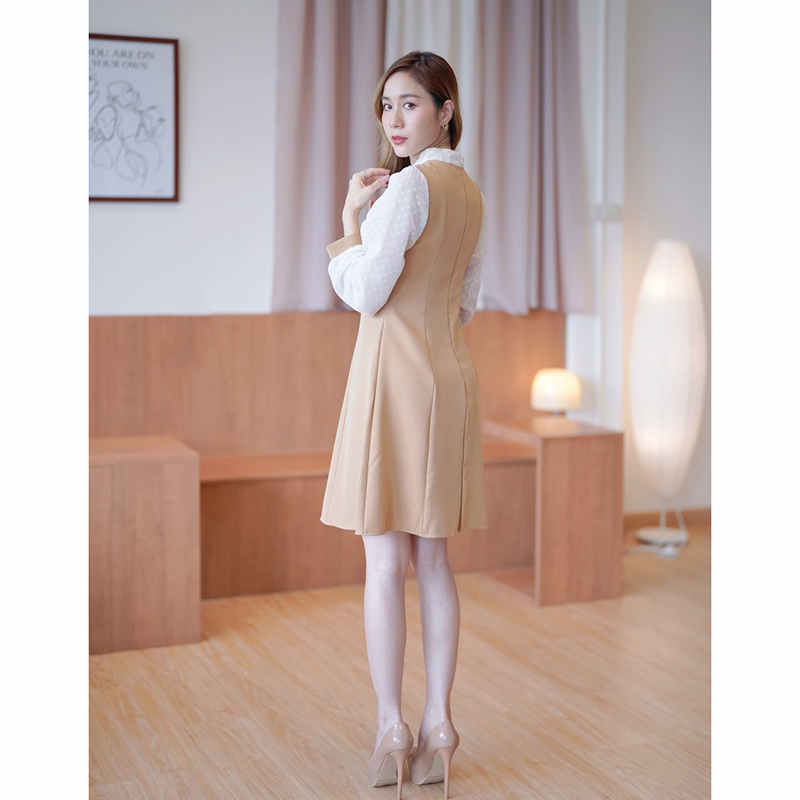 kudapy เดรสสั้นสีน้ำตาล/สีดำ/สีชมพู แขนยาวชีฟองลายนูนแต่งโบว์สวยดูดี