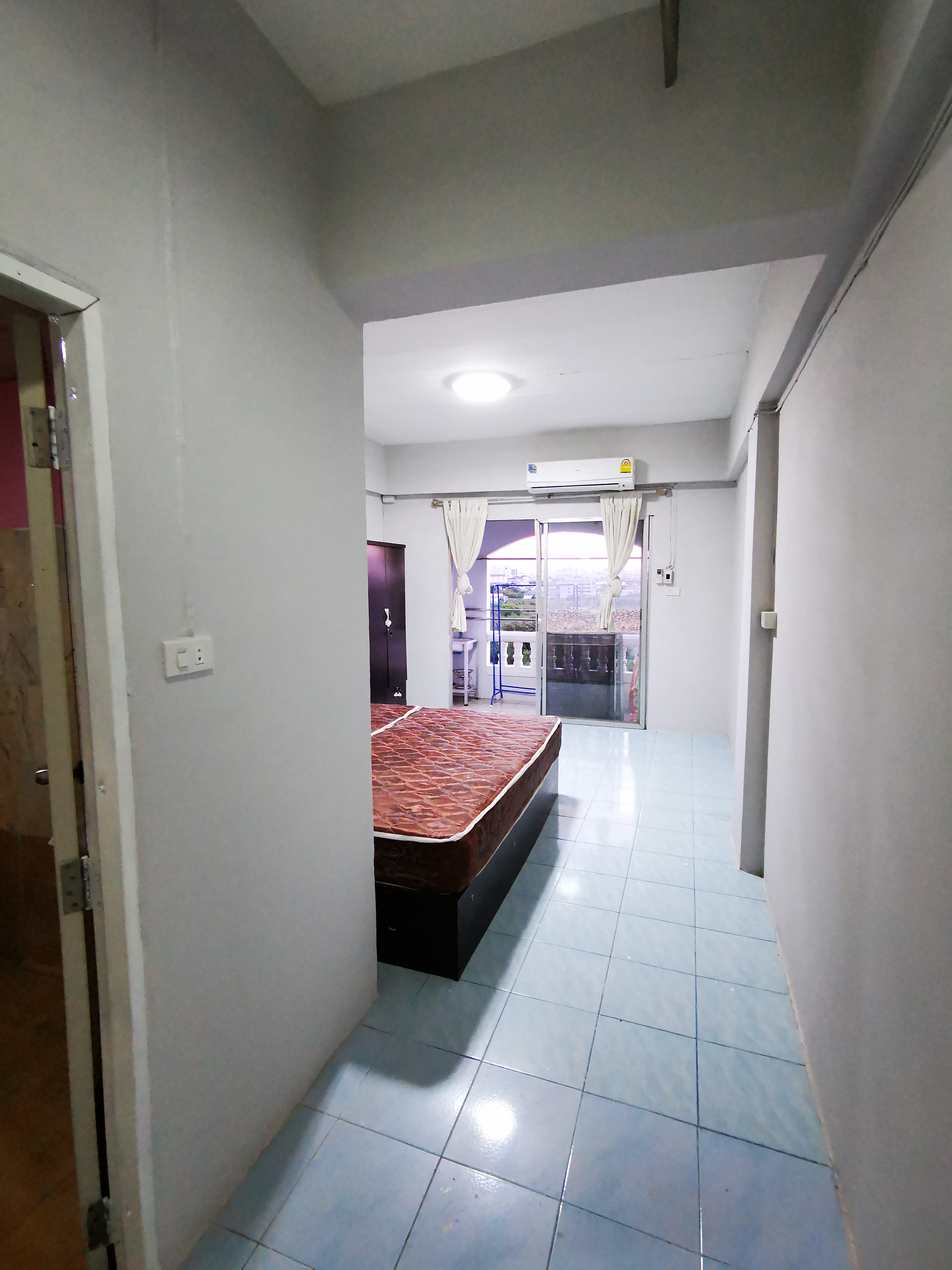 Nirun Residence 9Floor 25 sqm. Mega Bangna Ikea Ram 2 0909897810