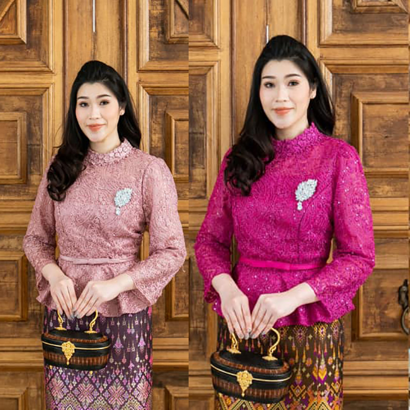 kudapy เสื้อลูกไม้ใยบวบระบายเอวสีบานเย็น | กะปิ งานลูกไม้เนื้อหนาปักเลื่อมแน่นๆ งานสวยคัตติ้งดี เก็บทรงสวยมากๆ (เฉพาะเสื้อ)
