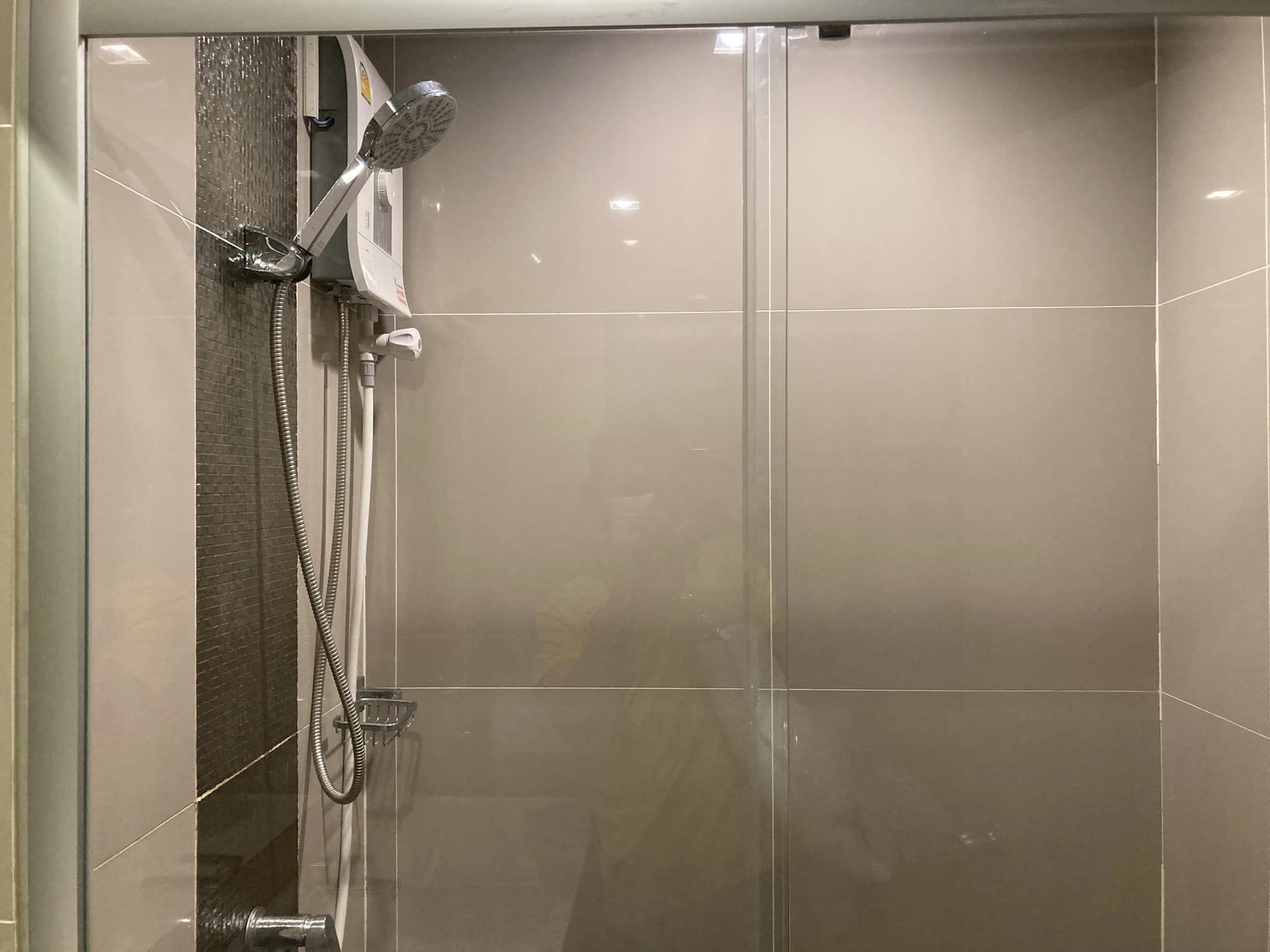 ปล่อยเช่าคอนโด IDEO New Rama 9 (ไอดีโอ นิว พระราม 9) - 2ห้องนอน 2ห้องน้ำ 1ห้องนั่งเล่น - ใกล้ ARL รามคำแหง / ฟู้ดแลนด์หัวหมาก - ขนาดห้อง 52 ตรม. ชั้น 17 มี 1 ที่จอดรถ